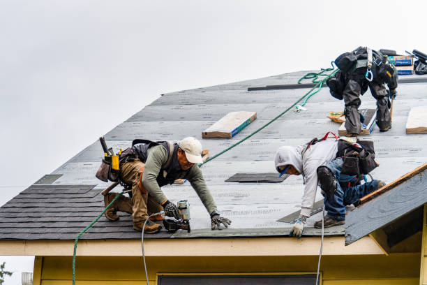 Professional Gutter Installation technician working in Waupaca, WI